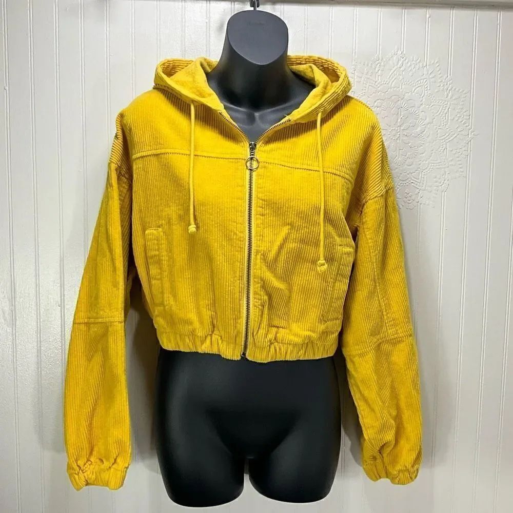 VINTAGE Unionbay Crop Corduroy Jacket